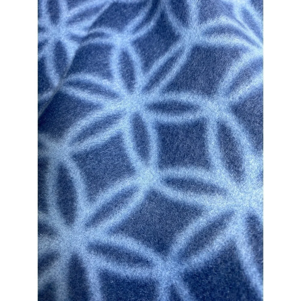 Picnic Time outdoor blanket